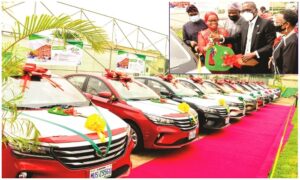 Sanwo-Olu commissions digitised school, as 13 teachers get car gifts