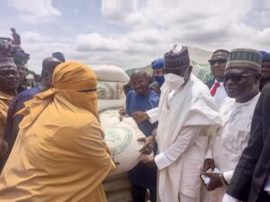 Taraba: FG flags off food distribution to vulnerable groups