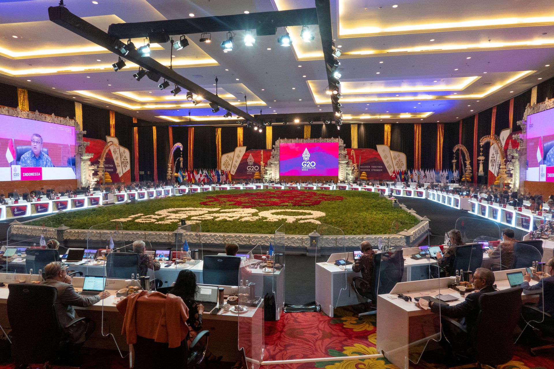 G20 Finance Ministers, Central Bank Governors and head of delegates attend the second day of G20 Finance Ministers and Central Bank Governors Meeting in Nusa Dua, Bali, Indonesia, 16 July 2022. Made Nagi/Pool via REUTERS