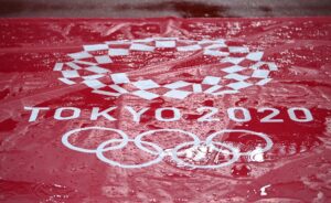 Tokyo 2020 Olympics – Athletics – OLS – Olympic Stadium, Tokyo, Japan – July 30, 2021. General view of rainy weather conditions and the Tokyo 2020 Olympics logo seen inside the stadium REUTERS/Dylan Martinez