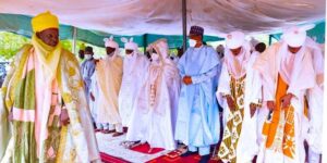 Buhari-in-Daura-750×375