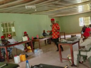 Chief Sam Ekwueme addressing the Royal Fathers