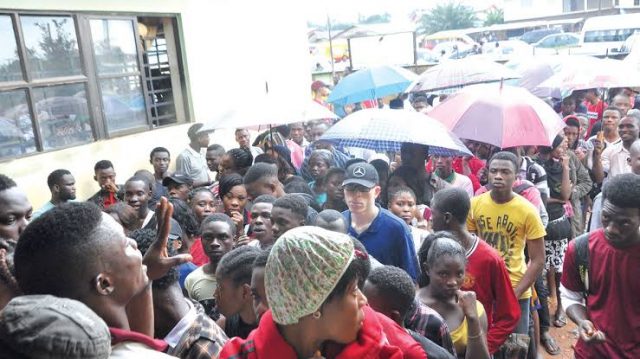 Crowd-for-PVC-640×359