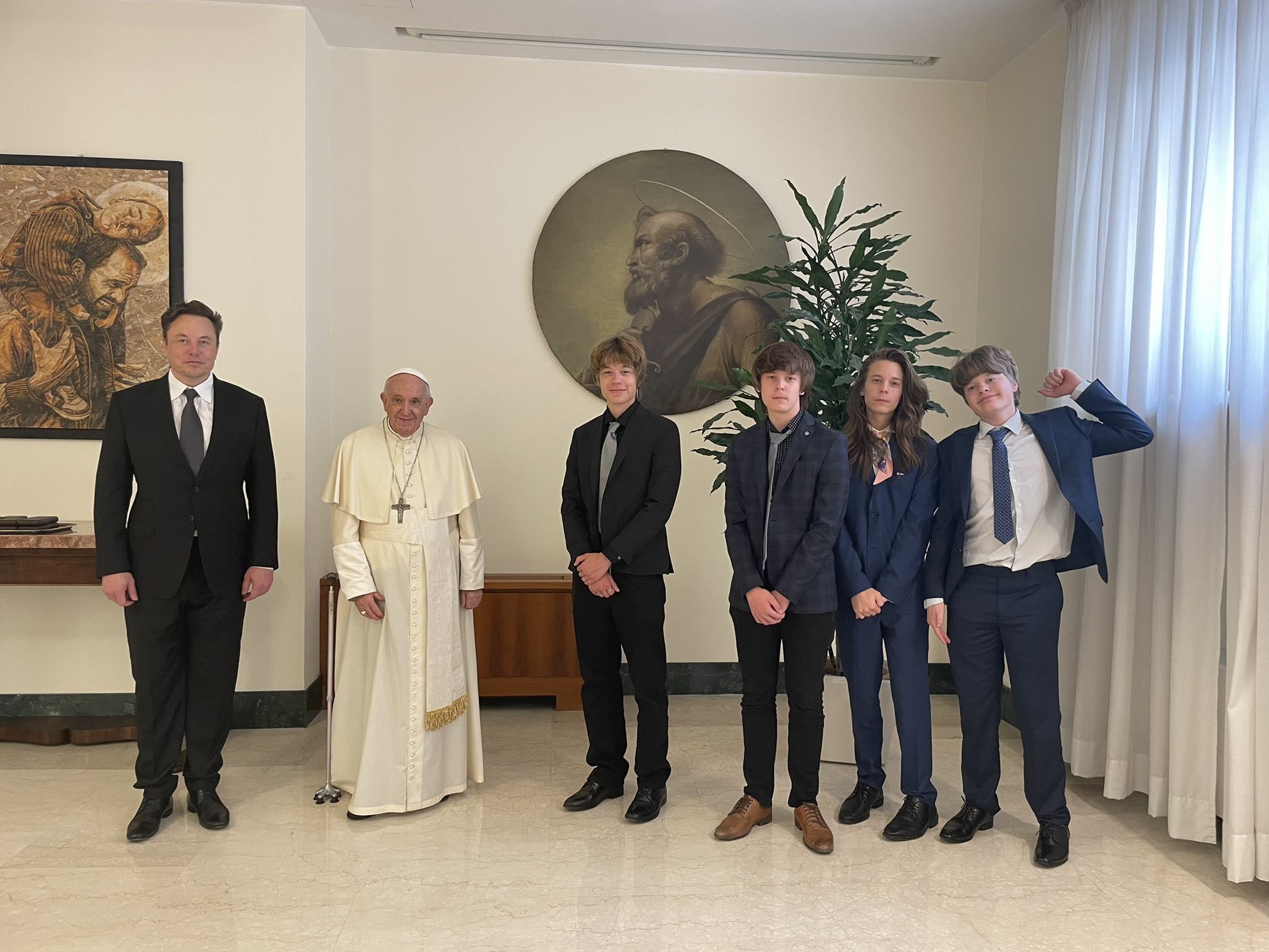 Musk meets pope, uses Twitter to announce the audience