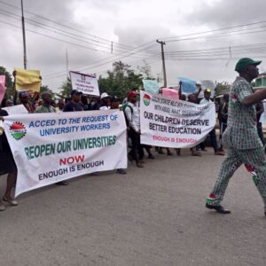 Students, CSOs join NLC protest in Osun 