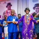 Rtn Uwejeyan handing over to Aye Dikuro