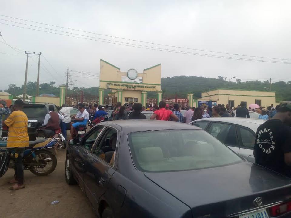 JOHESU paralyses activities at EKSUTH as health workers protest over unpaid benefits