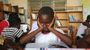 Expert advises parents to show love to children with Dyslexia