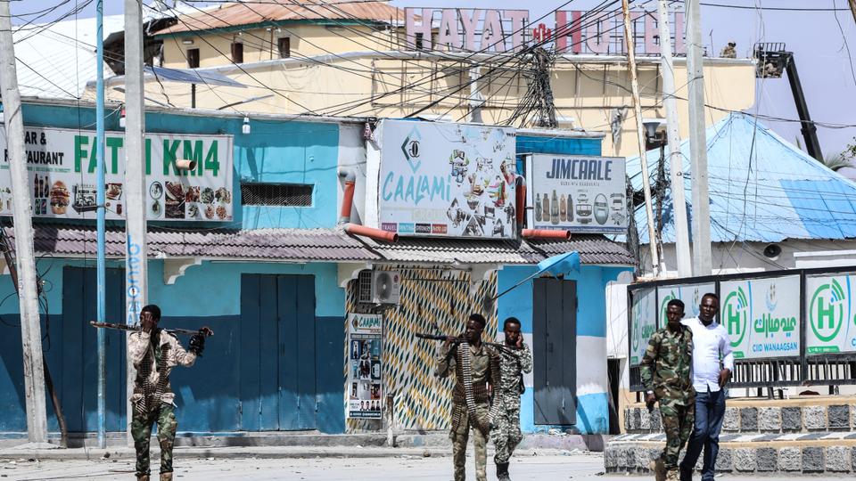 At least 10 killed as gunmen storm hotel in Somali capital