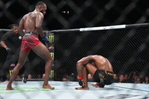 Edwards stuns Usman to win UFC welterweight title