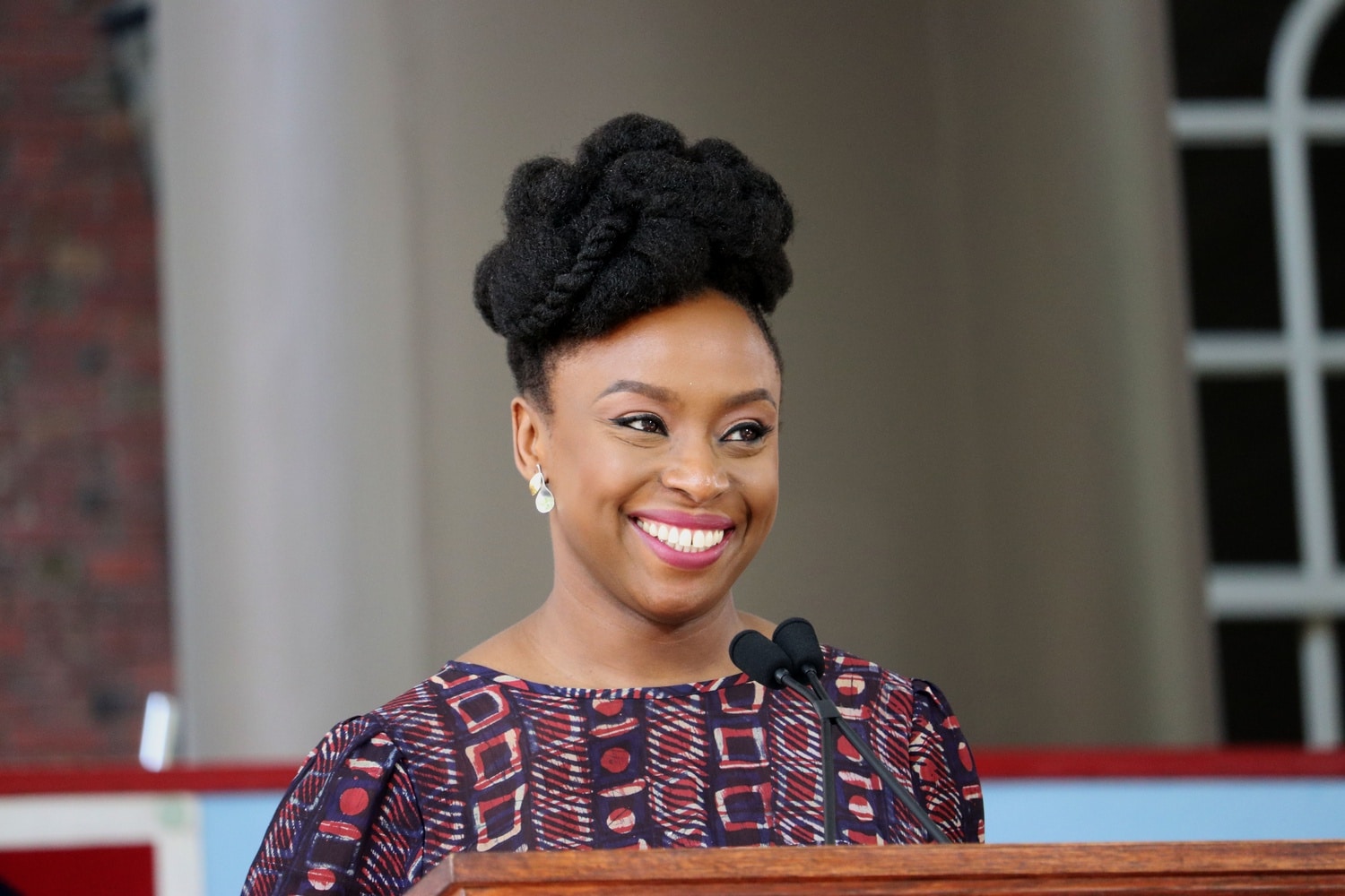 Chimamanda-Ngozi-Adichie (1)