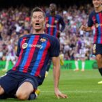 Lewandowski at the double again as FC Barcelona stroll past Valladolidp