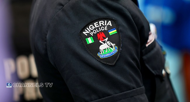 POLICE-OFFICE-CREST-1