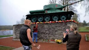 Estonia removes Soviet monument, citing public order