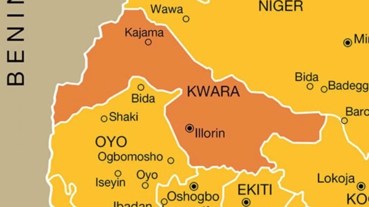 Kara/Long Bridge gridlock:  Motorists, commuters groan, lament loss of man-hour    .We’re not responsible for logjam – Ogun   Laide Raheem, Abeokuta  Motorists and commuters plying the Lagos-Ibadan Expressway, have lamented the gridlock on the Kara/Long Bridge end in Ogun State.  Some of the motorists who spoke with our correspondent on Monday, said that the traffic snarl caused by the reconstruction work on the express road being undertaken by Julius Berger Construction Company, had taken a serious toll on them and their businesses.  Investigation revealed that numerous potholes on the Kara Market axis of the highway have been the major causes of the traffic logjam, subjecting people to hardship and terrible effects on the socio-economic activities on the route.  Describing the experience as agonizing, a commercial driver who plies Kuto in Abeokuta to Oshodi in Lagos State, Kabiru Oyedeji, blamed the construction company for causing unnecessary hardship for the road users on a daily basis.  He said since the gridlock began on the road, several man hours had been lost as travelers spent hours trying to get to their respective destinations.  The driver, however, called on the Ogun State Government to intervene and let the Federal Government know the unpleasant experience of the road users on the expressway, particularly residents of the state.  A commuter, Mrs. Adedeji Comfort, who also spoke with our correspondent, lamented the suffering road users have been subjected to, noting that the FG and the contractors handling the road projects, ought to work round the clock to fix the road to ameliorate the situation.  She disclosed that she travelled through the Ijebu Ode/Epe express road last week in order for her to meet up with a business meeting in the Ikeja area of Lagos.  Mrs. Adedeji, therefore, urged the FG to expedite work on the road and put an end to the “nightmare” being experienced by the motorists and commuters.  Reacting to the development, the Chief Press Secretary to the Ogun State governor, Kunle Somorin, said  the state government under whose jurisdiction the road, is not responsible for the people’s agony.  “It will be unfair to blame the Ogun State government for this. This is a Federal Government road and we have offered palliative to cushion the effect, including making entreaties to the contractors to take advantage of our engineers who are ready to work with them. We are offering 24-hour security for them to fix the failed portions of the road, because that is what is required”, Somorin told our reporter.