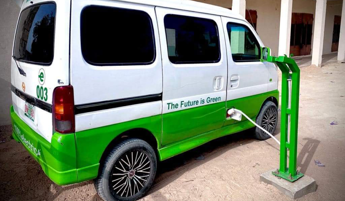 phoenix-converted-electric-bus-at-charging-stand