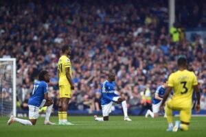 premier-league-knee-1024×683