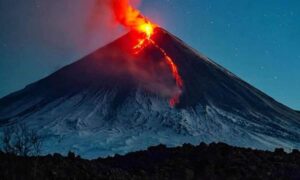 Russian volcano climb death toll rises to 8