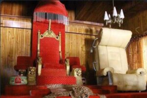 Alaafin-Oyo-Stool