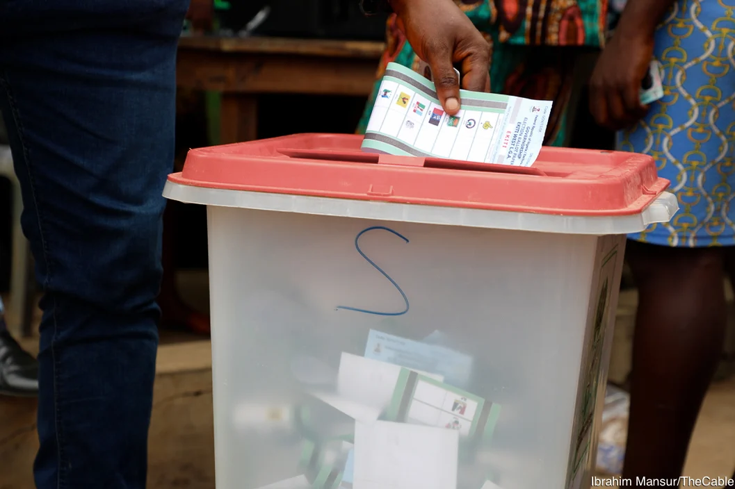 Election-ballot-paper-and-Voting14