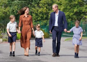 Britain’s Prince George, Princess Charlotte and Prince Louis, accompanied by their parents Prince William and Catherine, Duchess of Cambridge, arrive for a settling-in afternoon at Lambrook School, an annual event held to welcome new starters and their families the day before the start of the new school term, near Ascot in Berkshire, Britain, September 7, 2022. Jonathan Brady/Pool via REUTERS