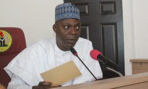 Speaker-Kolawole-Mathew-Kogi-House-of-Assembly3-658×400