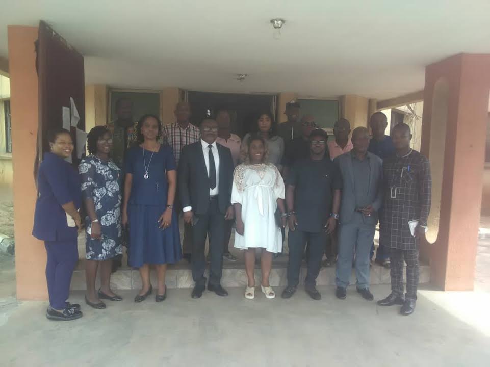 Group photograph of the Federated Chapel members with the Executives of the Federal Neuropsychiatric Hospital, Uselu, Benin during a courtesy call on the management of the hospital in Benin City