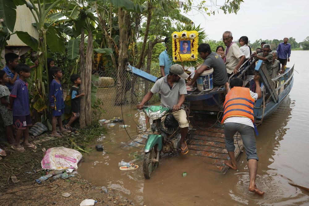Cambodia: 11 students drown after river ferry capsizes