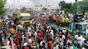 Thousands of Edo residents rally for Obi in Benin City