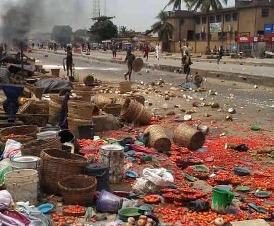 clash-at-ile-epo-market