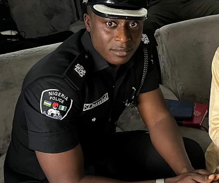 icpc-honours-policeman-who-rejected-200000-bribe-from-robbers-720×600