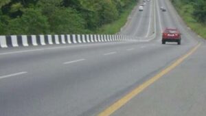 nigerian-road-640×360