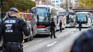 polizei-dortmund-bvb-stuttgart-100__v-gseapremiumxl