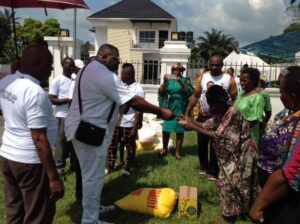 Anambra: Excitement as Agba fetes local women on 45th birthday