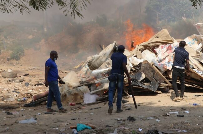FCTA officials demolish shanties, impound vehicles