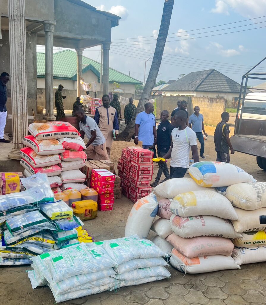 Azikel group donates 40,000 bags of rice to Bayelsa flood victims
