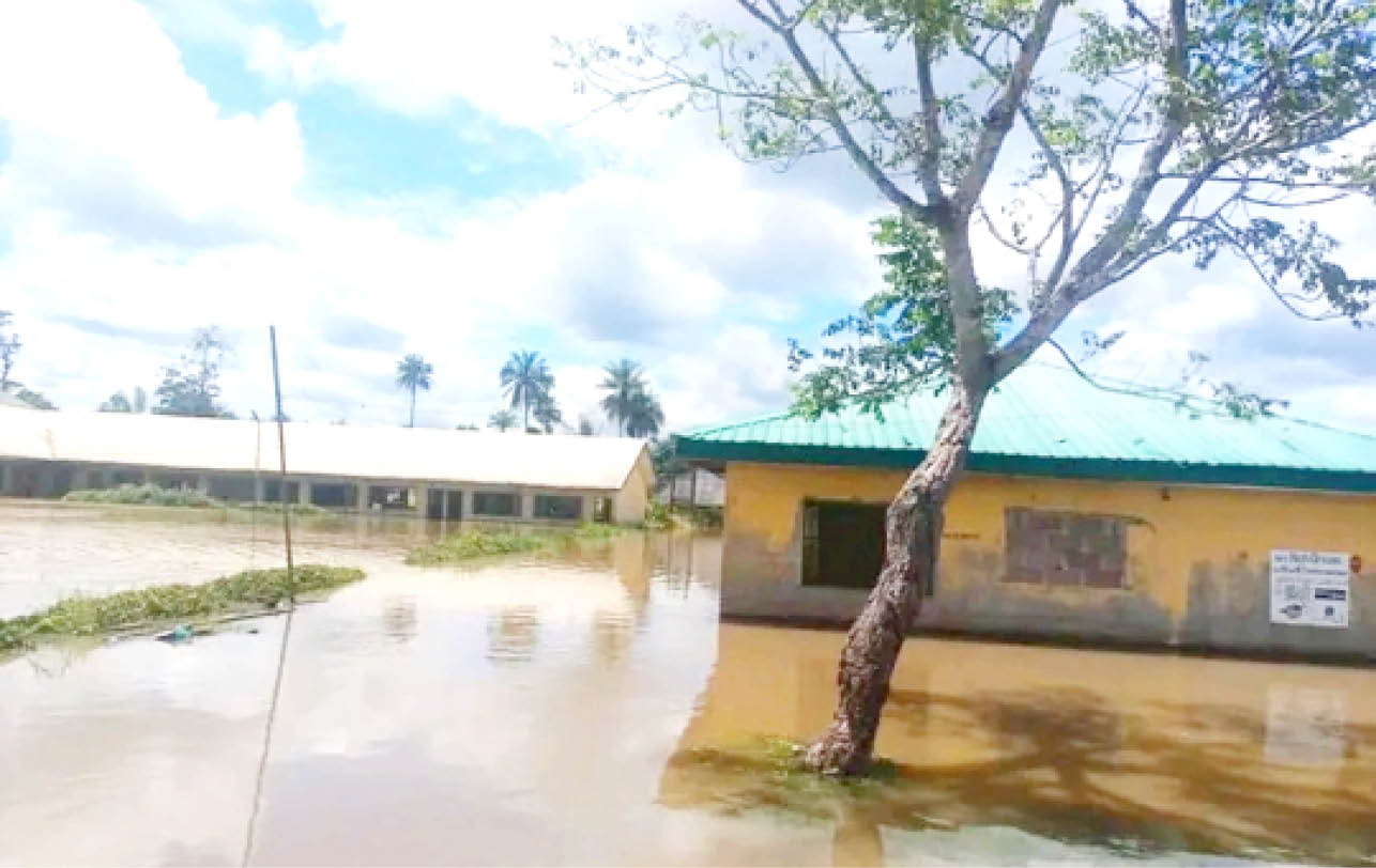 Girls-Secondary-School-Kaiama-KolokumaOpokuma-LGA-being-overrun-by-flood-water