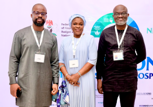 L-R: Honeywell Group’s Managing Director, Mr Obafemi Otudeko; Senior Adviser, Government Relations, Mrs Oluwayemisi Busari; and Chief Investment Officer, Mr Otu Hughes (NAN)