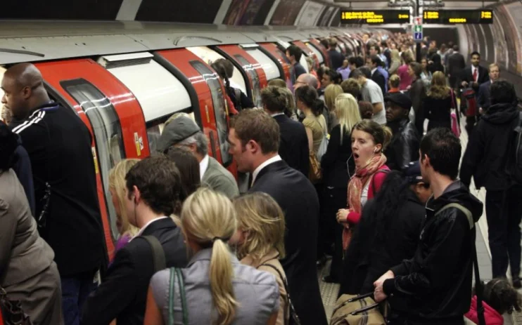 UK workers drop out of workforce