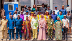 Flood: Minister tours Bayelsa, Delta, commiserates with victims