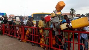 Fuel scarcity: NANS declares protest against NNPCL, MOMAN, IPMAN over hike in fuel price