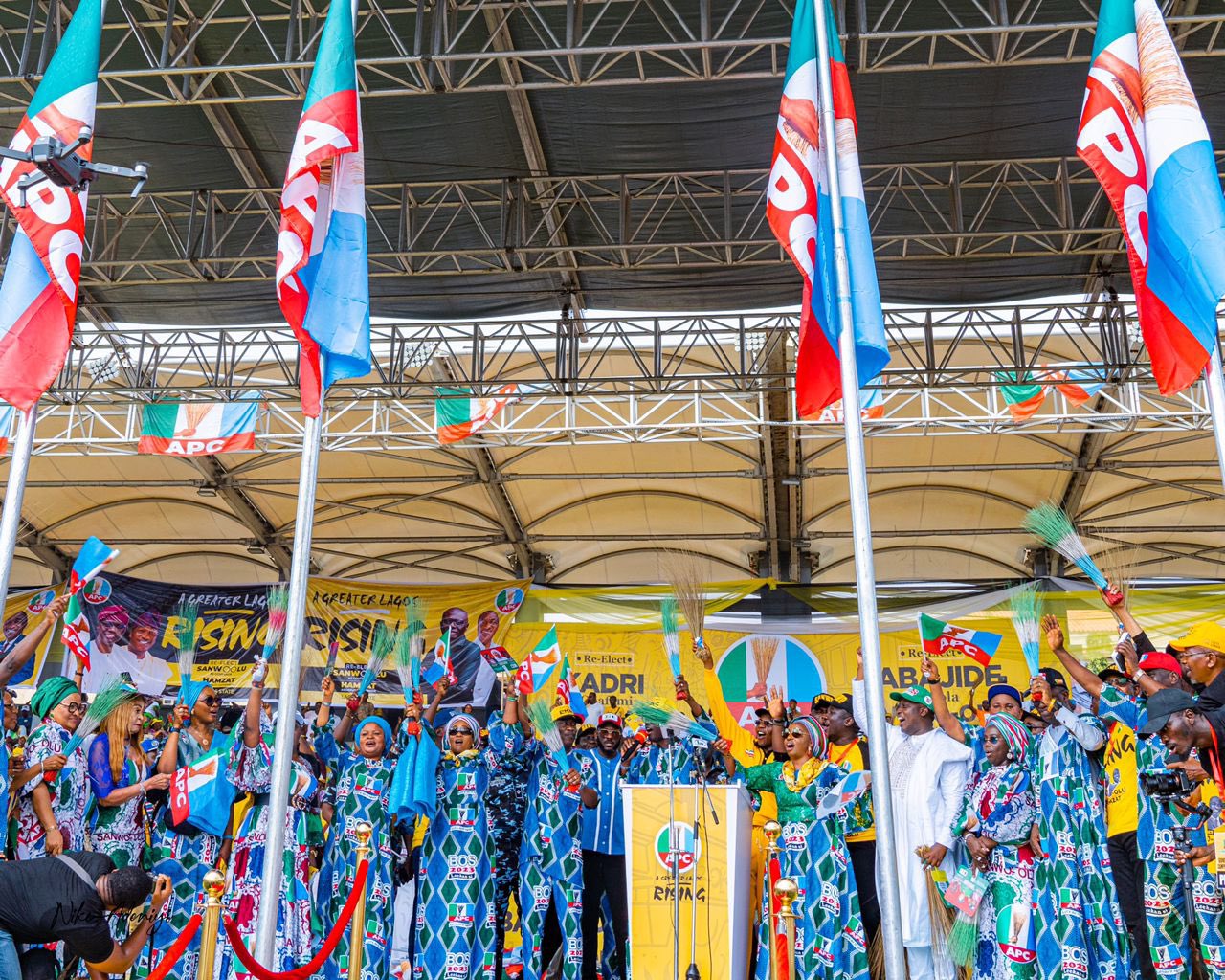 Lagos: Heavy traffic as Sanwo-Olu kicks off campaign for 2nd term