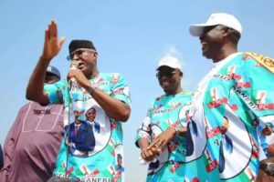 Ovie-omo-agege-1-897×598