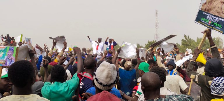 Katsina: 27,300 APC members defect to PDP