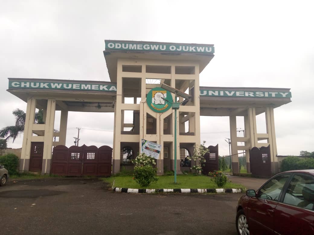 Chukwuemeka_Odumegwu_Ojukwu_University_Gate