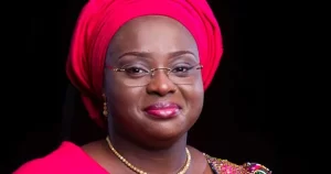 Kwara governor’s wife presents gifts to babies of the year