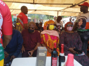 ikpeazu gives scholarship