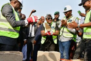 Governor Ayade with the Executive Vice Chairman/Chief Executive of NASENI, Prof Haruna, at the foundation laying ceremony of the Agric Equipment Institute at Obudu