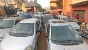 Anambra North: Oduah distributes vehicles to constituents