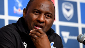 Crystal Palace sack Vieira after winless run